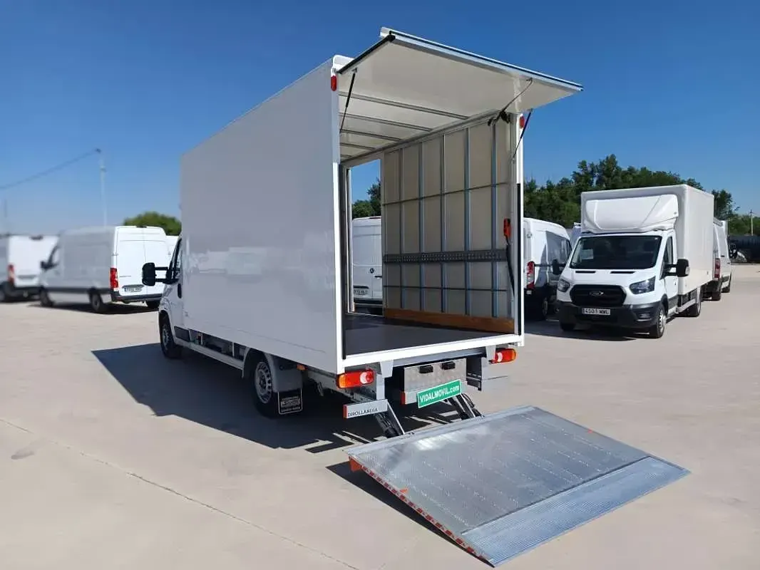 Nuevo Toyota Proace 140 CV (102 kW) 2026 Blanco Monovolumen