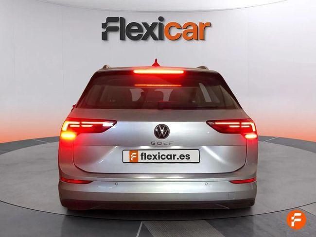 Usado VW Golf VII 115 CV (84 kW) 2021 Gris Familiar