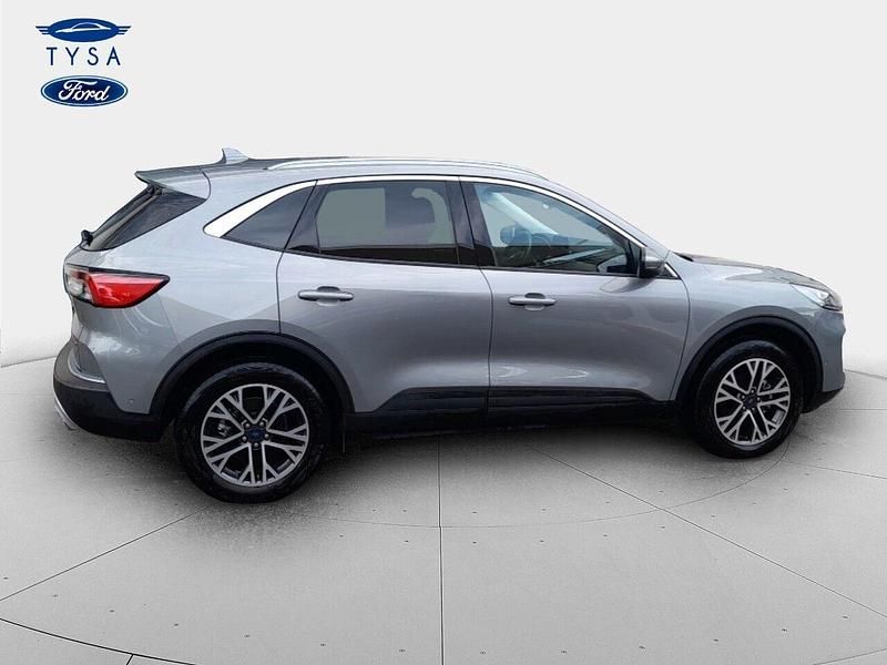 Usado Ford Kuga Titanium 225 CV (165 kW) 2022 Todoterreno SUV