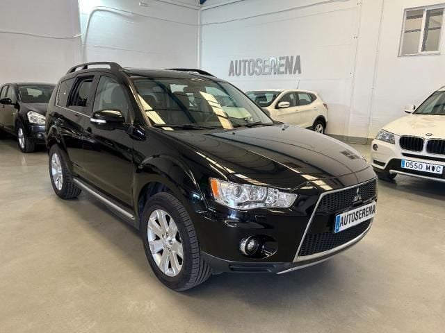 Negro Usado 2010 Mitsubishi Outlander Instyle SUV | 9990 € - Imagen 1/4