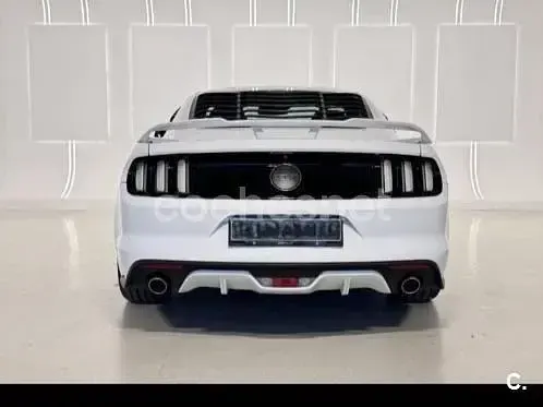 Usado Ford Mustang GT 459 CV (337 kW) 2016 Blanco Coupe