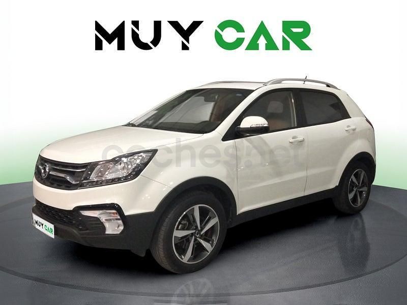 Usado Ssangyong (KGM) Korando 178 CV (130 kW) 2017 Blanco SUV