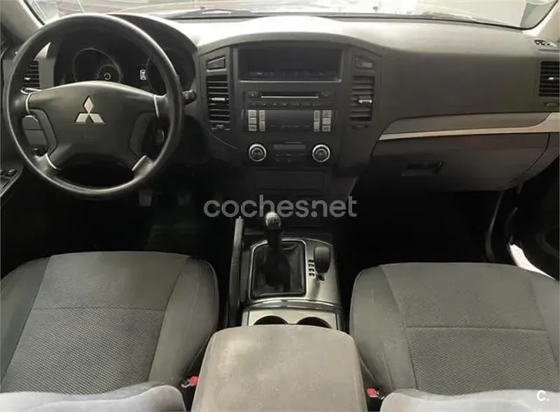 Usado Mitsubishi Montero Intense 160 CV (117 kW) 2007 Verde SUV