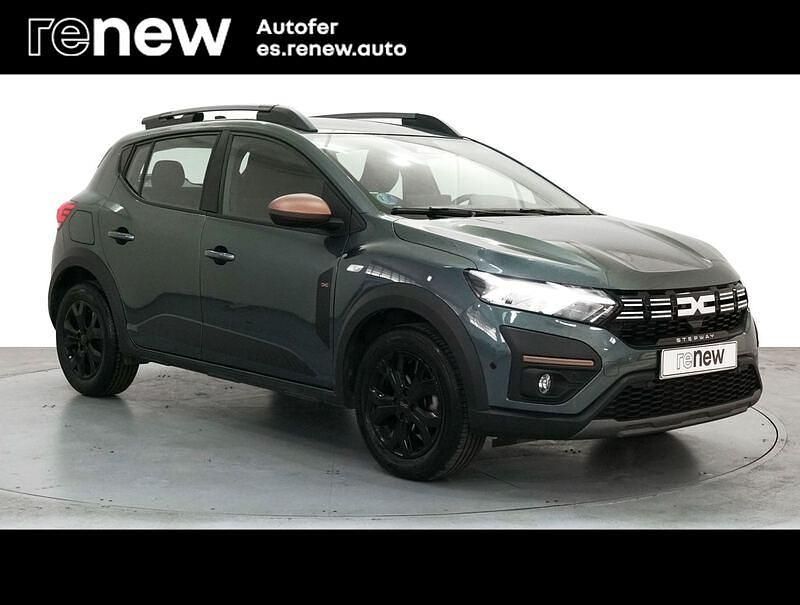Usado Dacia Sandero Extreme 100 CV (73 kW) 2025 Verde Berlina