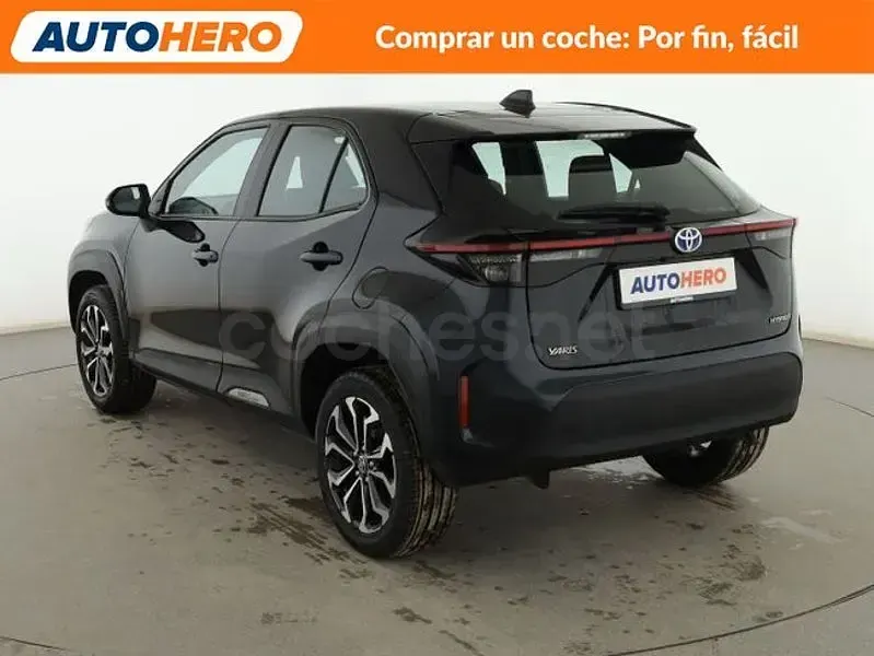 Usado Toyota Yaris Cross Active 116 CV (85 kW) 2021 Negro SUV
