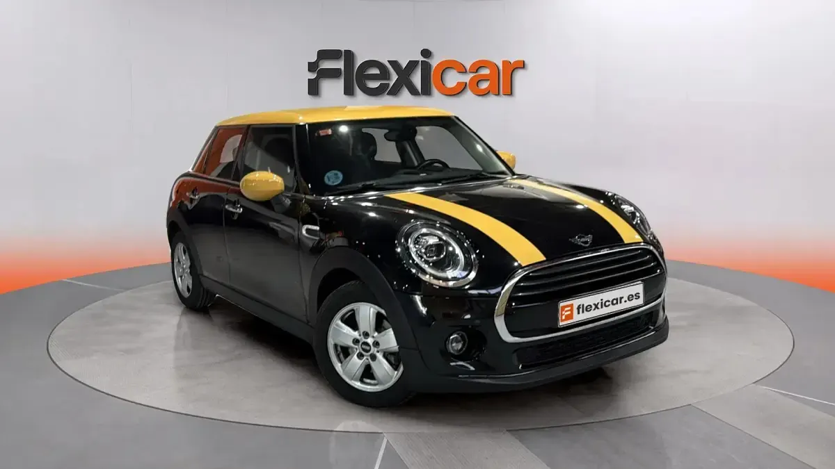 Używany Mini Cooper 136 KM (100 kW) 2020 Hatchback