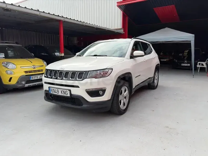 Usado Jeep Compass Longitude 140 CV (102 kW) 2018 Blanco SUV