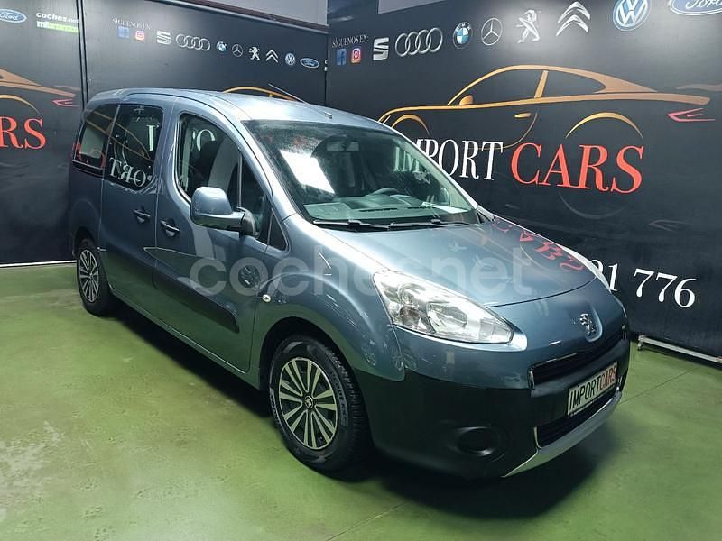 Gris / plata Usado 2013 Peugeot Partner Tepee Style Monovolumen | 9900 € (Precio justo) - Imagen 1/4