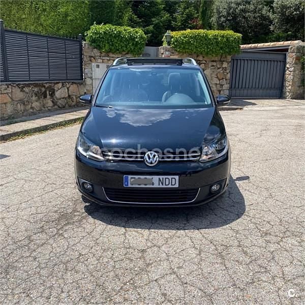 Usado VW Touran Advance 140 CV (102 kW) 2013 Negro Monovolumen