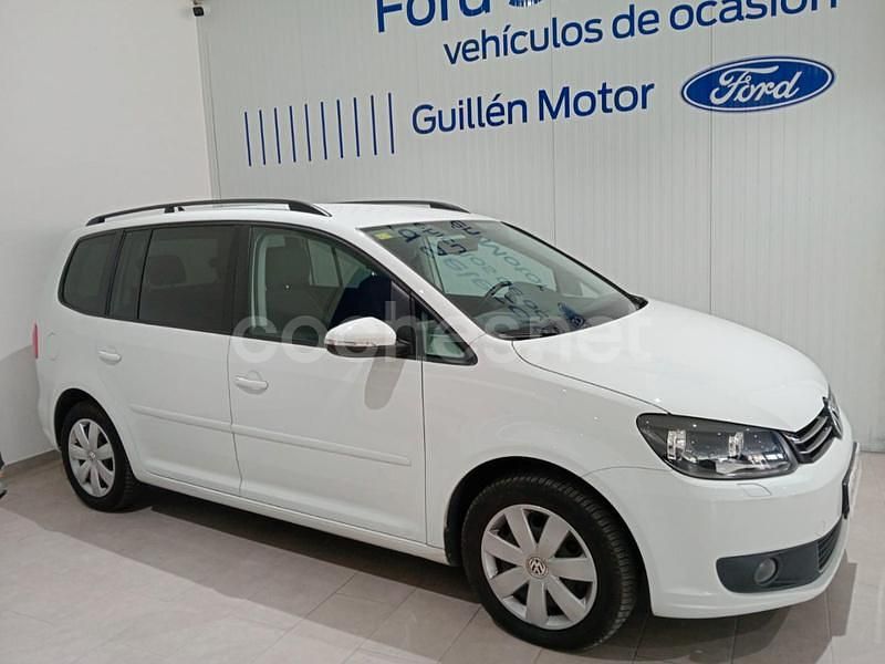 Usado VW Touran Advance 140 CV (102 kW) 2015 Blanco Monovolumen