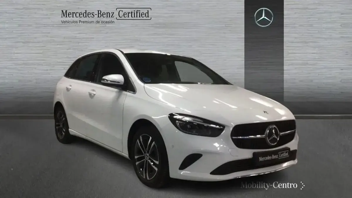 Usado Mercedes B250 163 CV (119 kW) 2024 Blanco digital Monovolumen