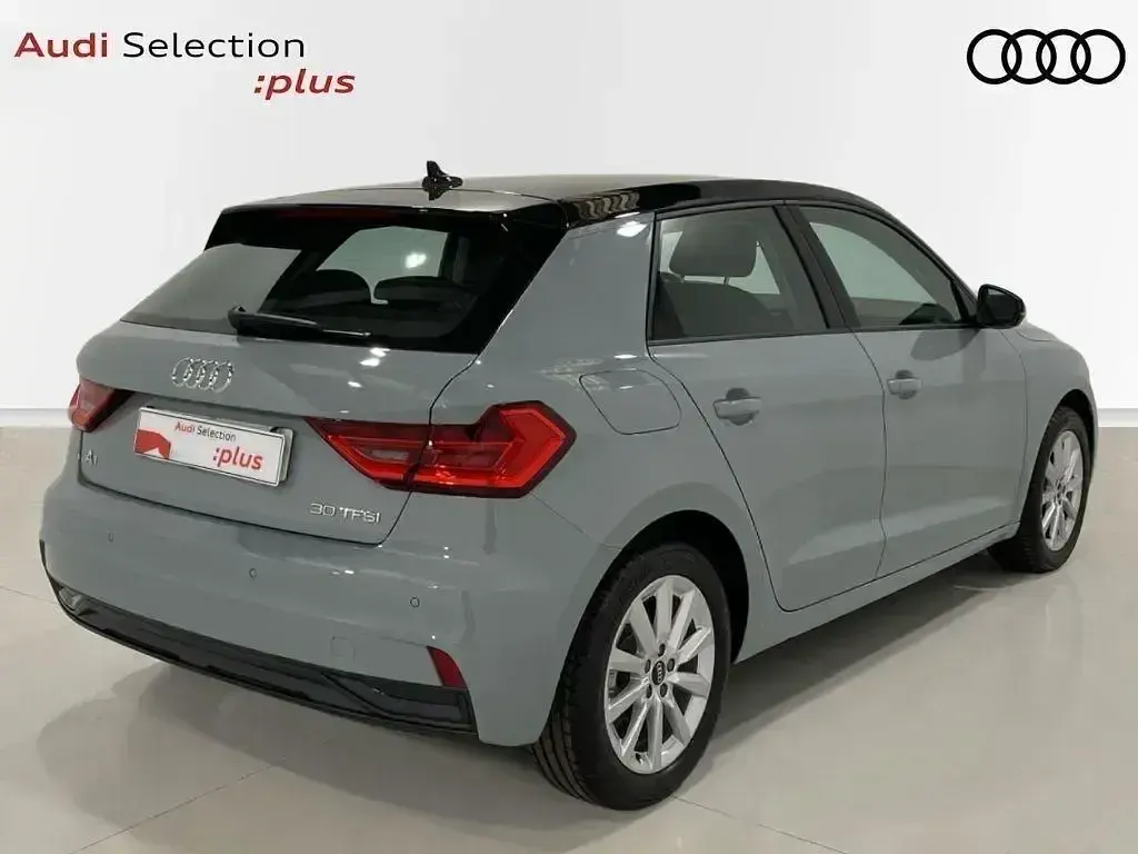 Usado Audi A1 Advanced Plus 110 CV (80 kW) 2024 Gris SUV