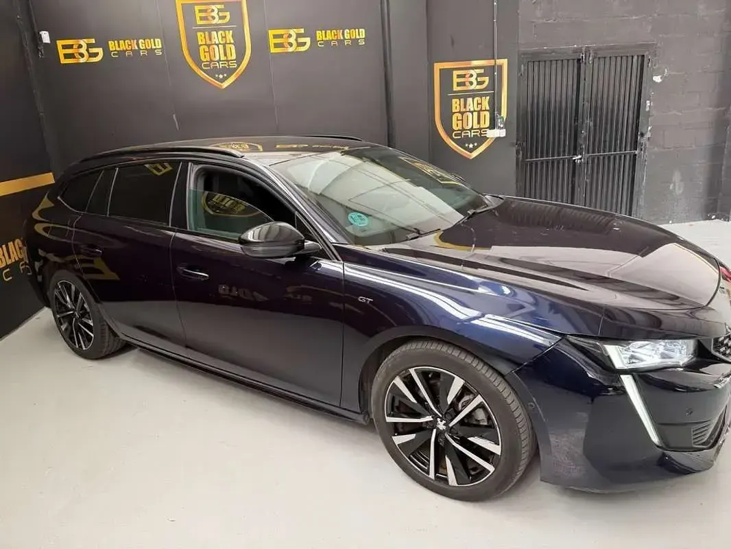 Usado Peugeot 508 SW GT 131 CV (96 kW) 2022 Azul Familiar