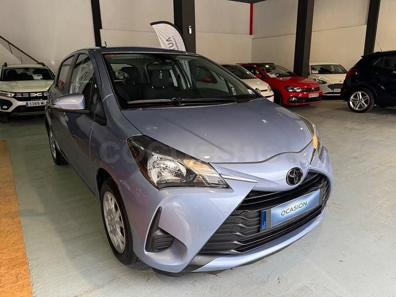 Occasion Toyota Yaris Active 111 ch (81 kW) 2018 Bleue Berline