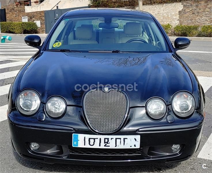 Negro Usado 2003 Jaguar S-Type R Berlina | 14.900 € - Imagen 1/4