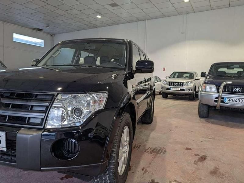 Usado Mitsubishi Montero Spirit 200 CV (147 kW) 2011 Negro SUV