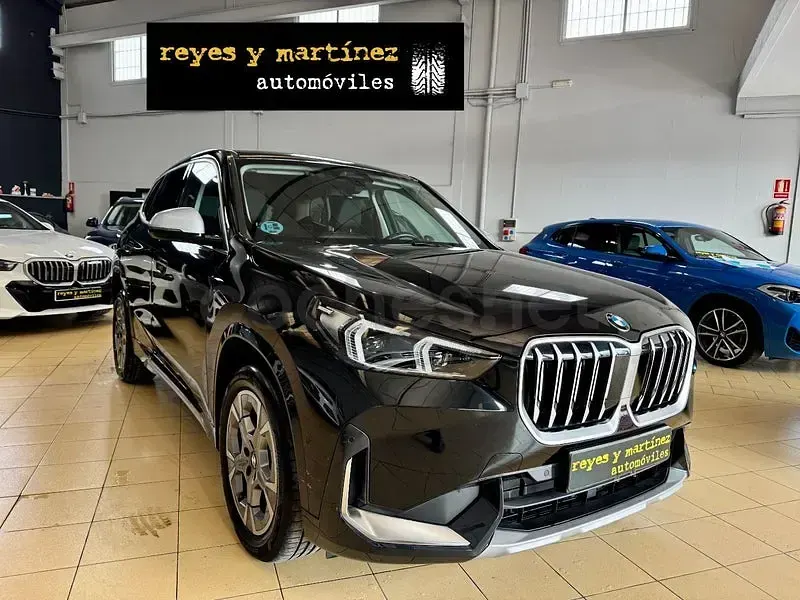 Usado BMW X1 Comfort Edition 150 CV (110 kW) 2023 Negro SUV