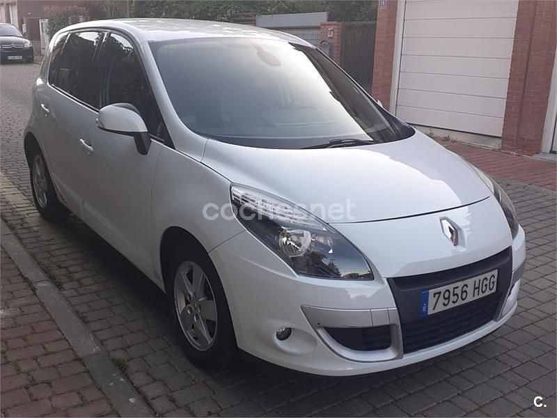 Blanco Usado 2012 Renault Scénic III Dynamique Monovolumen | 4600 € (Buen precio) - Imagen 1/4