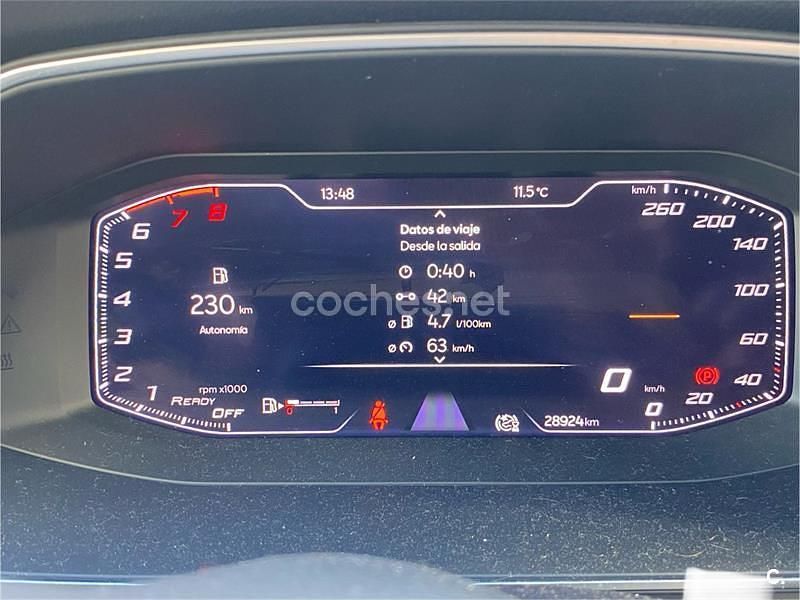 Begagnad Seat Leon Style 110 HK (80 kW) 2024 Vit Sedan