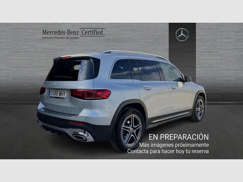 Usado Mercedes GLB200 150 CV (110 kW) 2023 Plateado SUV