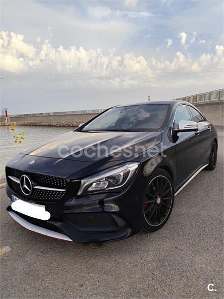 Negro Usado 2017 Mercedes CLA220 AMG line Berlina | 21.500 € (Precio justo) - Imagen 1/4