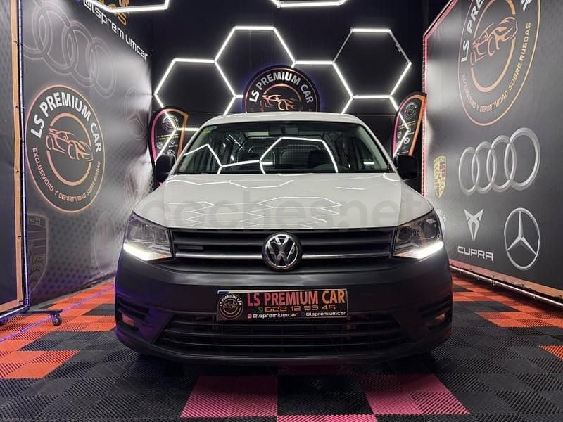 Usado VW Caddy Maxi 122 CV (89 kW) 2020 Blanco Monovolumen