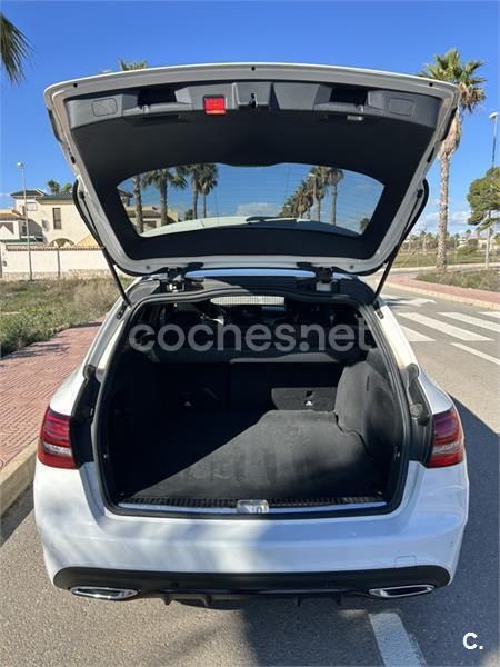 Usado Mercedes C200 160 CV (117 kW) 2019 Blanco Familiar