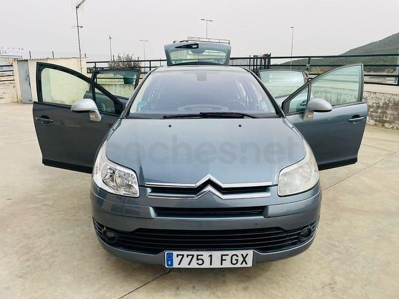 Usado Citroën C4 110 CV (80 kW) 2006 Gris / plata Berlina