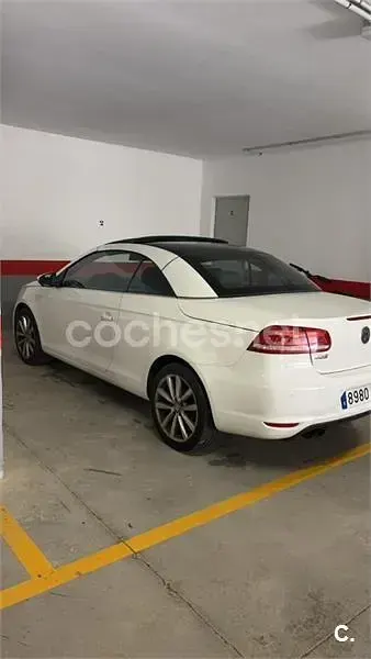 Usado VW Eos 122 CV (89 kW) 2011 Blanco Descapotable