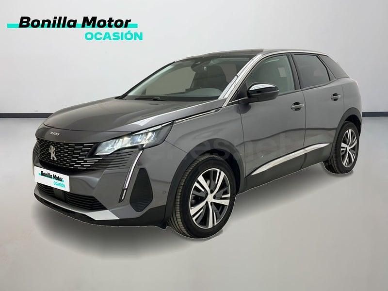 Usado Peugeot 3008 Allure 130 CV (95 kW) 2022 Gris / plata SUV