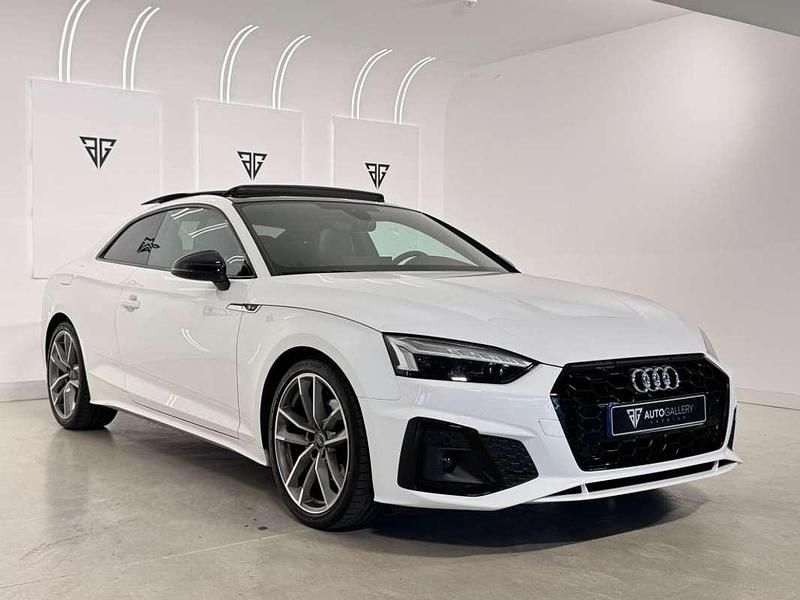 Usado Audi A5 S-Line 163 CV (119 kW) 2022 Blanco Coupe