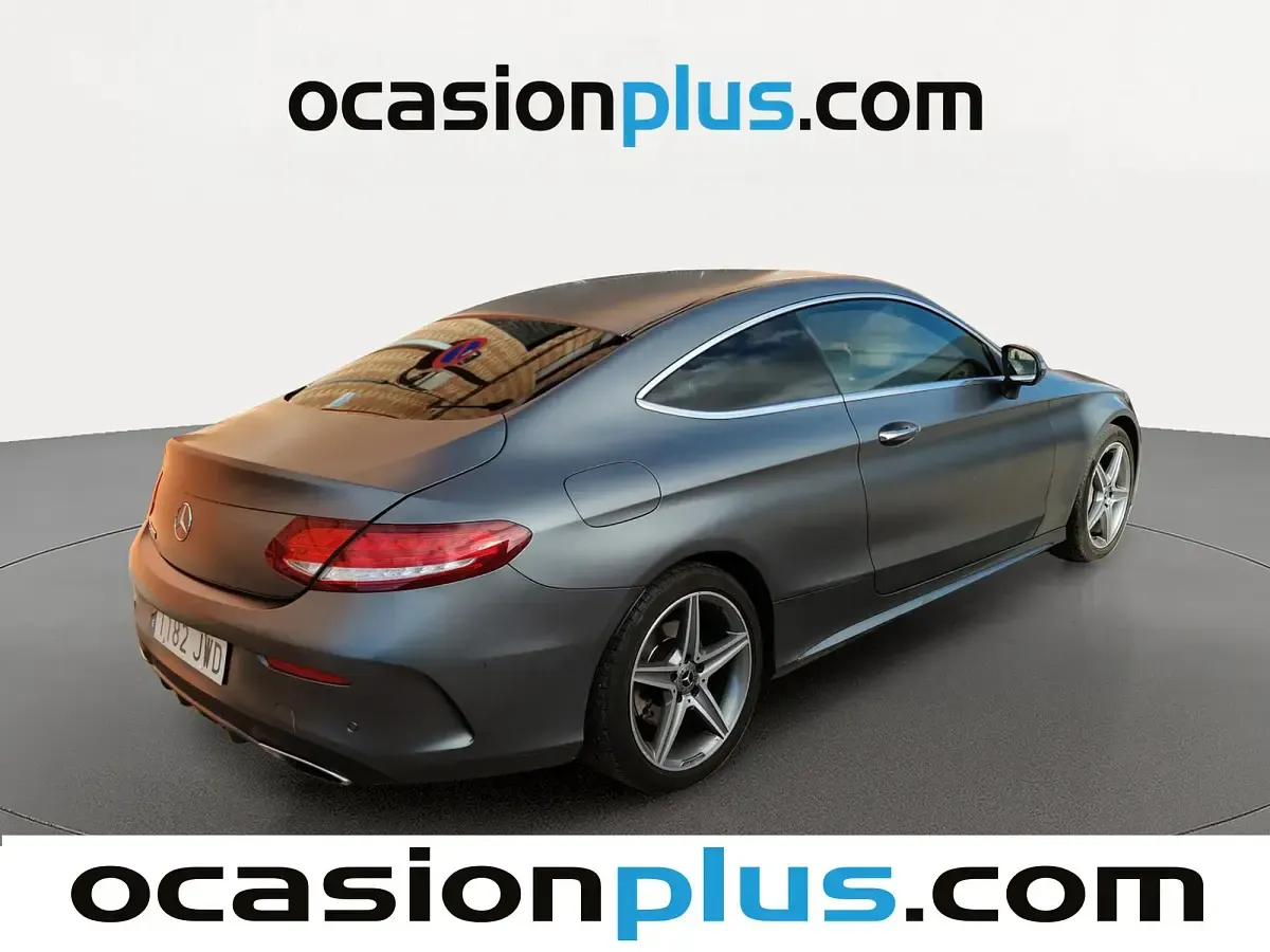 Usado Mercedes C300 AMG 245 CV (180 kW) 2017 Gris Coupe