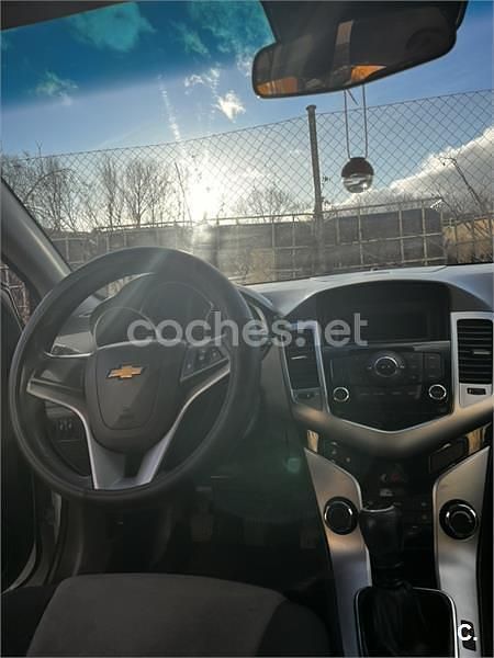 Usado Chevrolet Cruze LS 113 CV (83 kW) 2010 Blanco Berlina