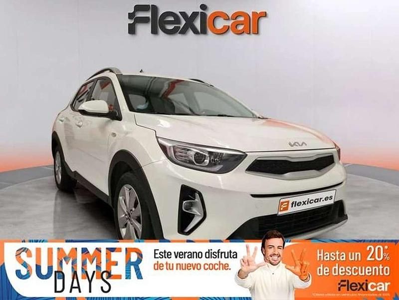 Blanco Usado 2022 Kia Stonic 2 SUV | 12.970 € (Precio justo) - Imagen 1/4