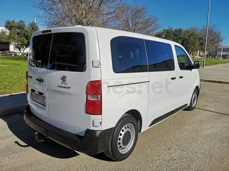 Occasion Peugeot Traveller Active 115 ch (84 kW) 2017 Blanc Monospace