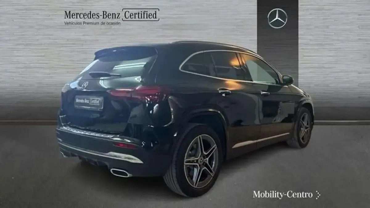 Usado Mercedes GLA250 165 CV (121 kW) 2025 Negro SUV