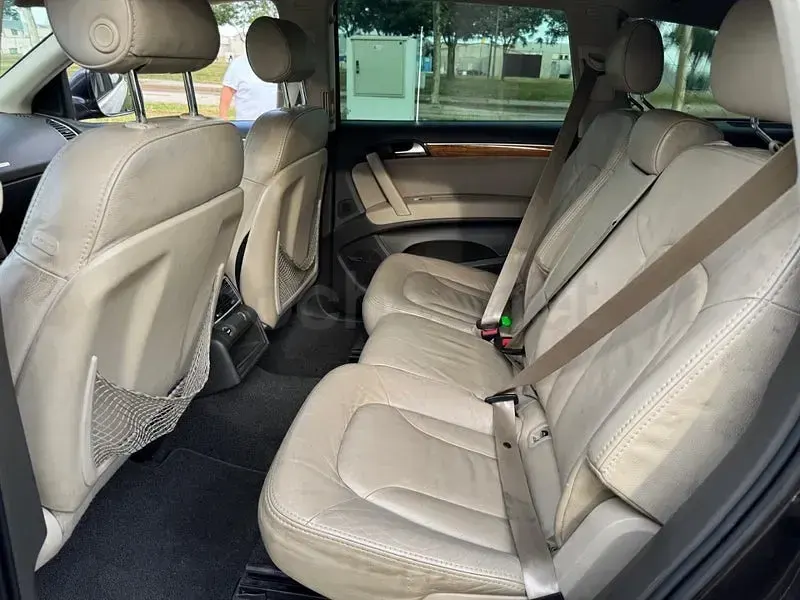 Usado Audi Q7 233 CV (171 kW) 2007 Negro SUV