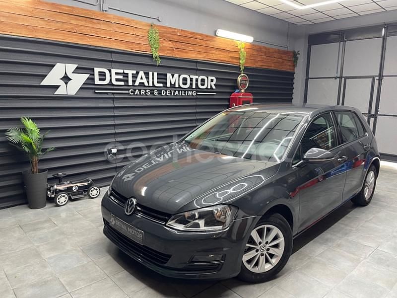 Gris / plata Usado 2013 VW Golf VII Edition Berlina | 9900 € (Precio justo) - Imagen 1/4