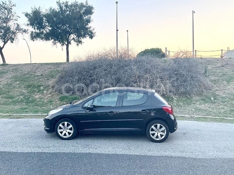 Usado Peugeot 207 Sport 120 CV (88 kW) 2010 Negro Berlina