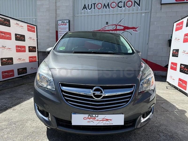 Usado Opel Meriva Excellence 110 CV (80 kW) 2016 Gris / plata Monovolumen