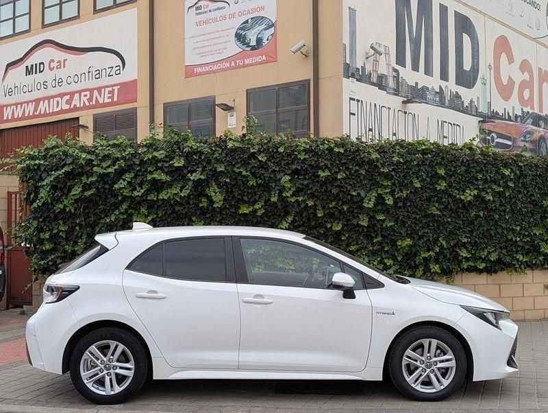Usado Toyota Corolla Business Edition 122 CV (89 kW) 2020 Blanco Berlina