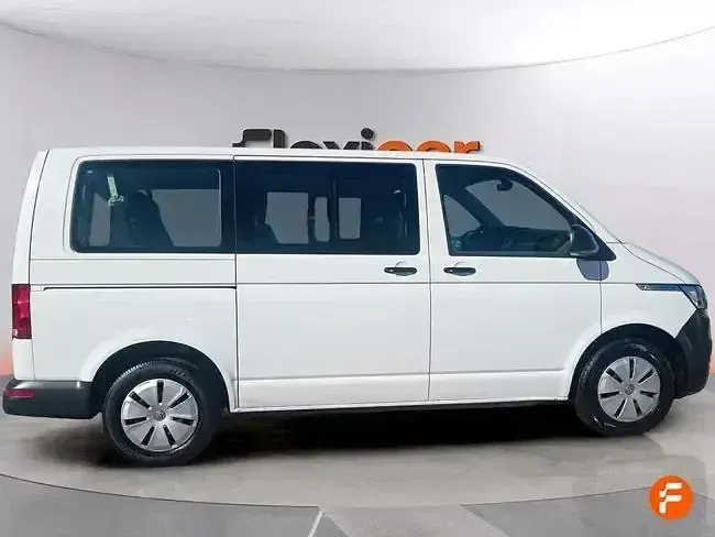 Usado VW Caravelle 150 CV (110 kW) 2023 Blanco Van