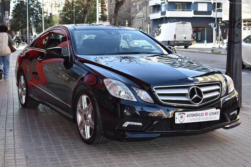 Usado Mercedes E350 292 CV (214 kW) 2010 Negro Coupe