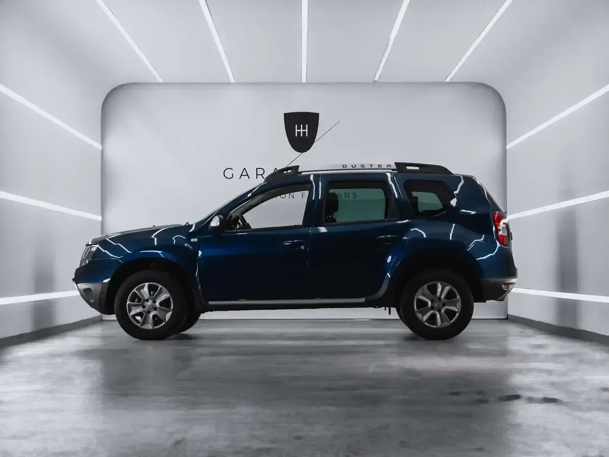 Usado Dacia Duster Lauréate 109 CV (80 kW) 2016 Azul SUV