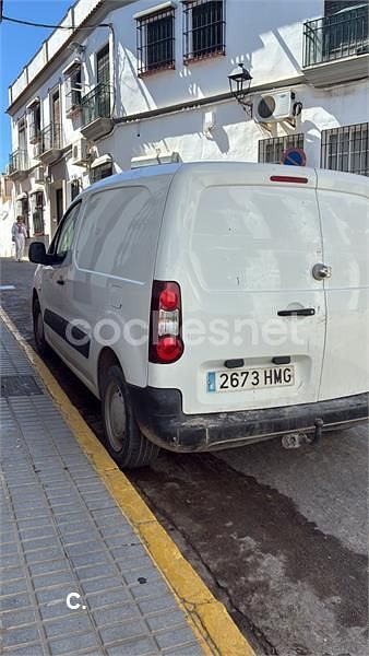 Usado Citroën Berlingo Tonic 92 CV (67 kW) 2014 Blanco Monovolumen