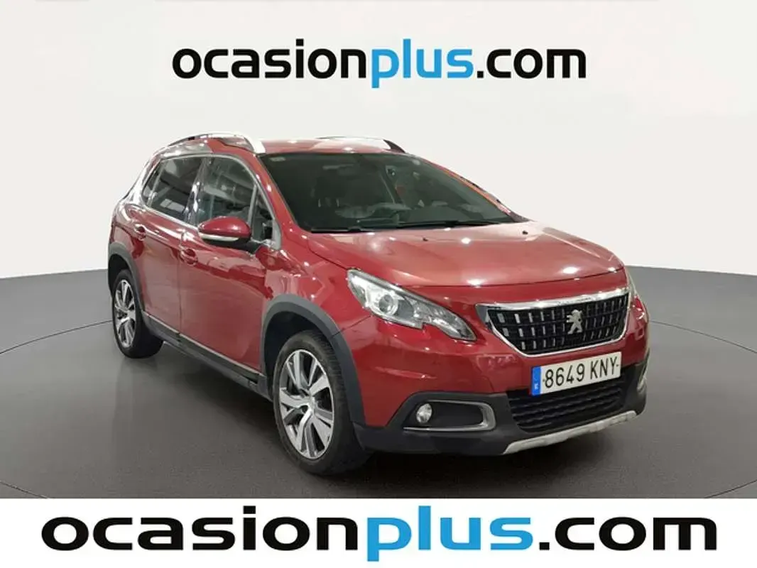 Usado Peugeot 2008 Allure 110 CV (80 kW) 2018 Rojo SUV