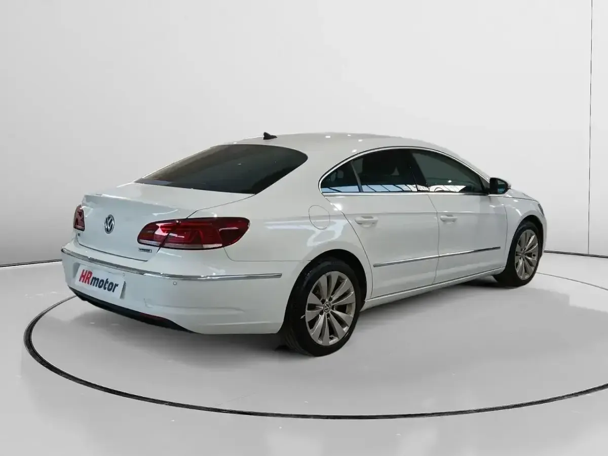 Usado VW CC Business 140 CV (102 kW) 2014 Blanco Berlina