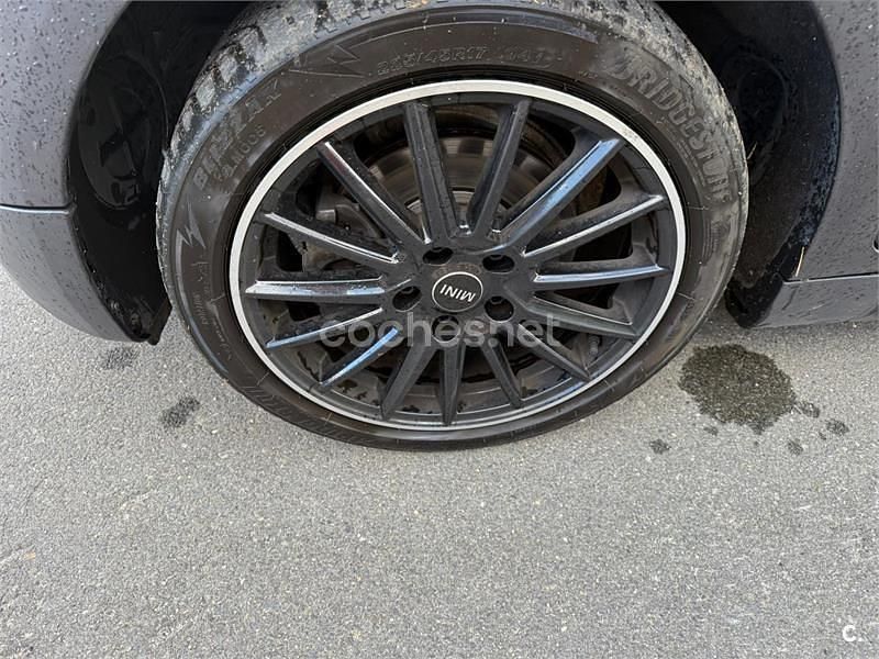 Usado Mini Cooper Clubman 136 CV (100 kW) 2019 Negro Familiar