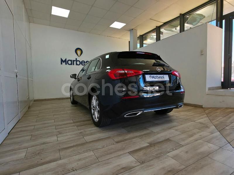 Usado Mercedes A200 163 CV (119 kW) 2020 Negro Berlina