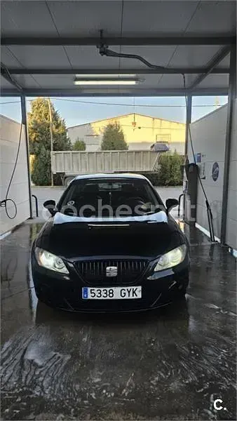 Usado Seat Exeo Reference 120 CV (88 kW) 2010 Negro Berlina